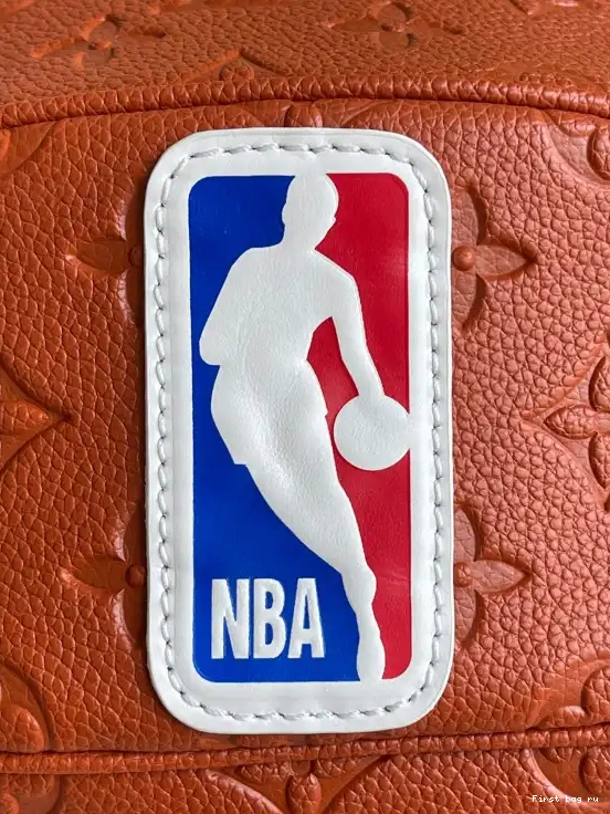 Frstbag ru BALL BASKET LOUIS VUITTON LVXNBA IN 0407